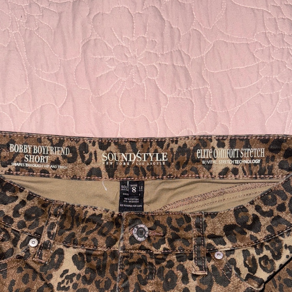 Leopard Print Denim Shorts - Brown/Black - Picture 5 of 5